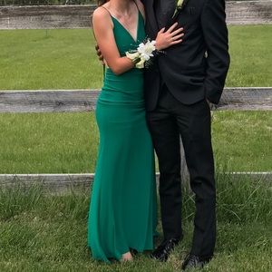 B. Darlin emerald green prom dress
